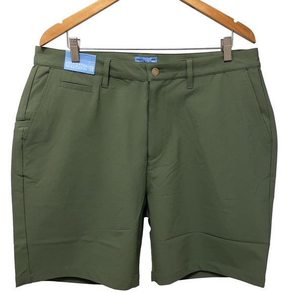 Pennington & Bailes Other - PENNINGTON & Bailes - Green Shorts - Size 38 - NWT